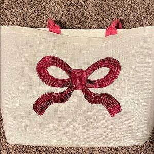 Elegant Cream Tote Bag with Pink Bow